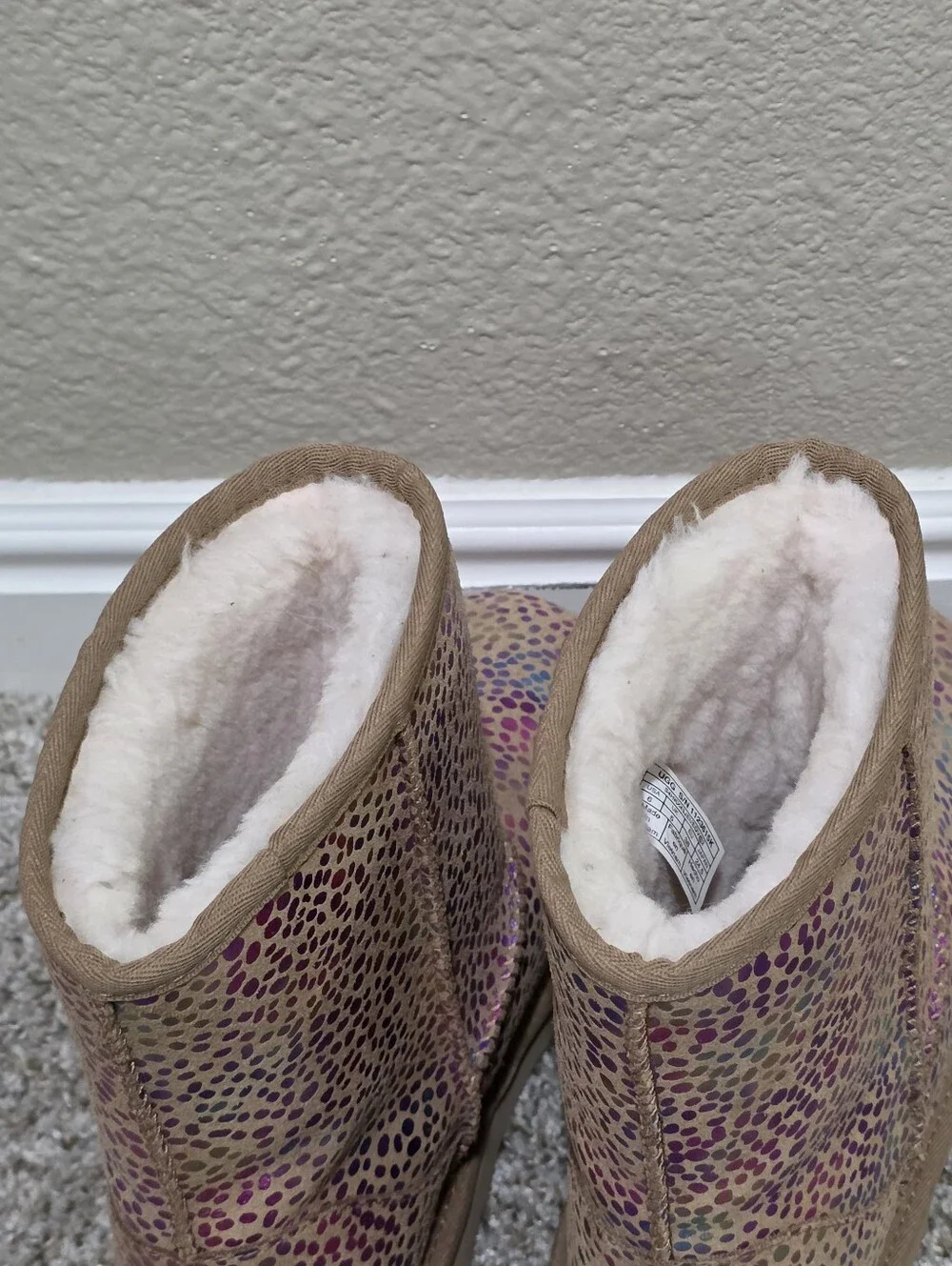 UGG Kids Classic II Spots boots in Chestnut Sparkle suede Size 6